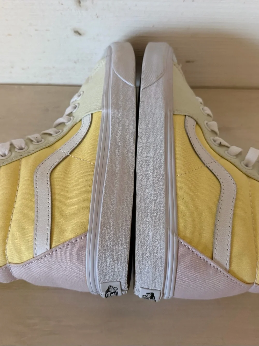 Vans Sk8-Hi Shoes Womens Size 7 Mens Size 5.5 Yellow Blue High Top Skate Lace Up